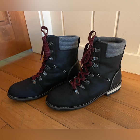 Kodiak Surrey II Women’s Waterproof Boots, Size 10 - Picture 2 of 5